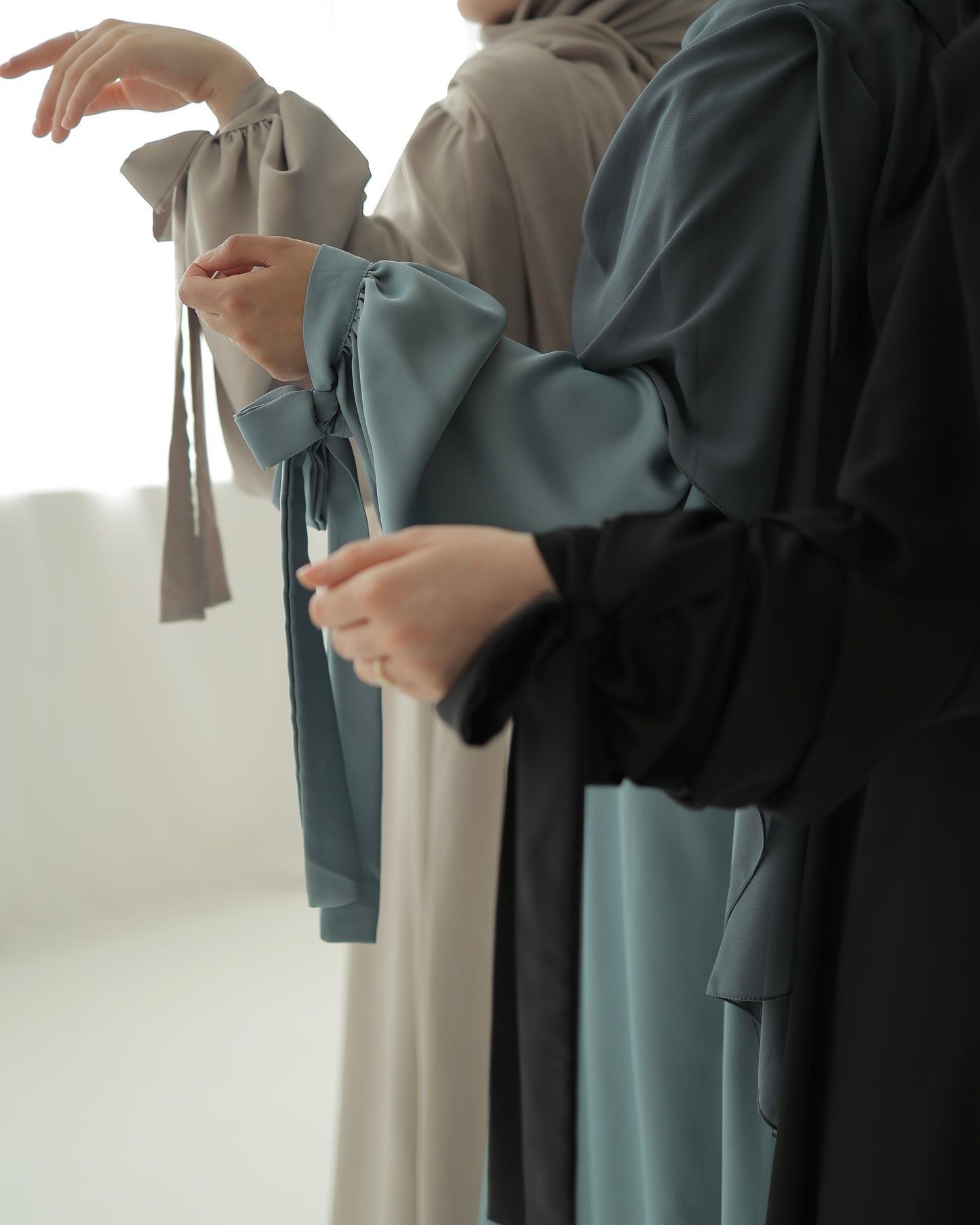 Satin Abaya PEARL (ohne Gürtel)
