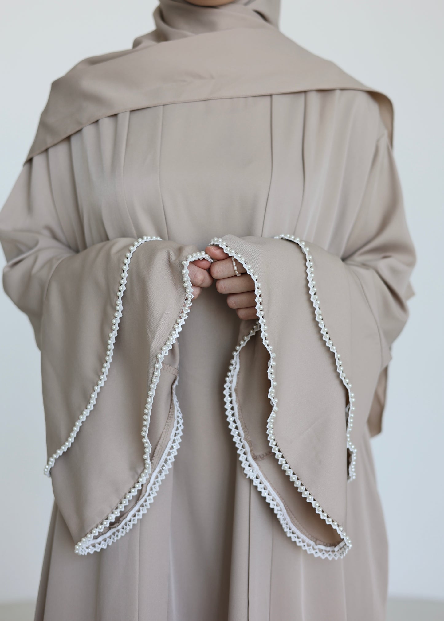 Abaya PEARLS