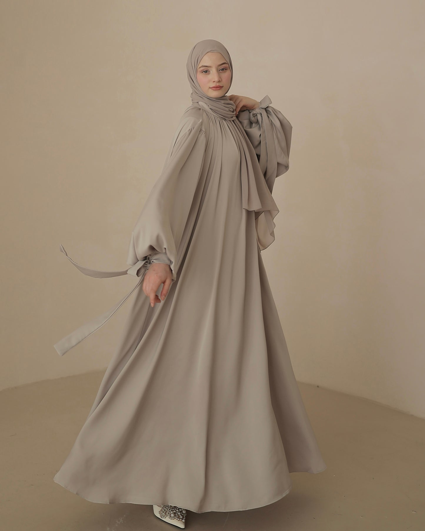 Satin Abaya PEARL (ohne Gürtel)