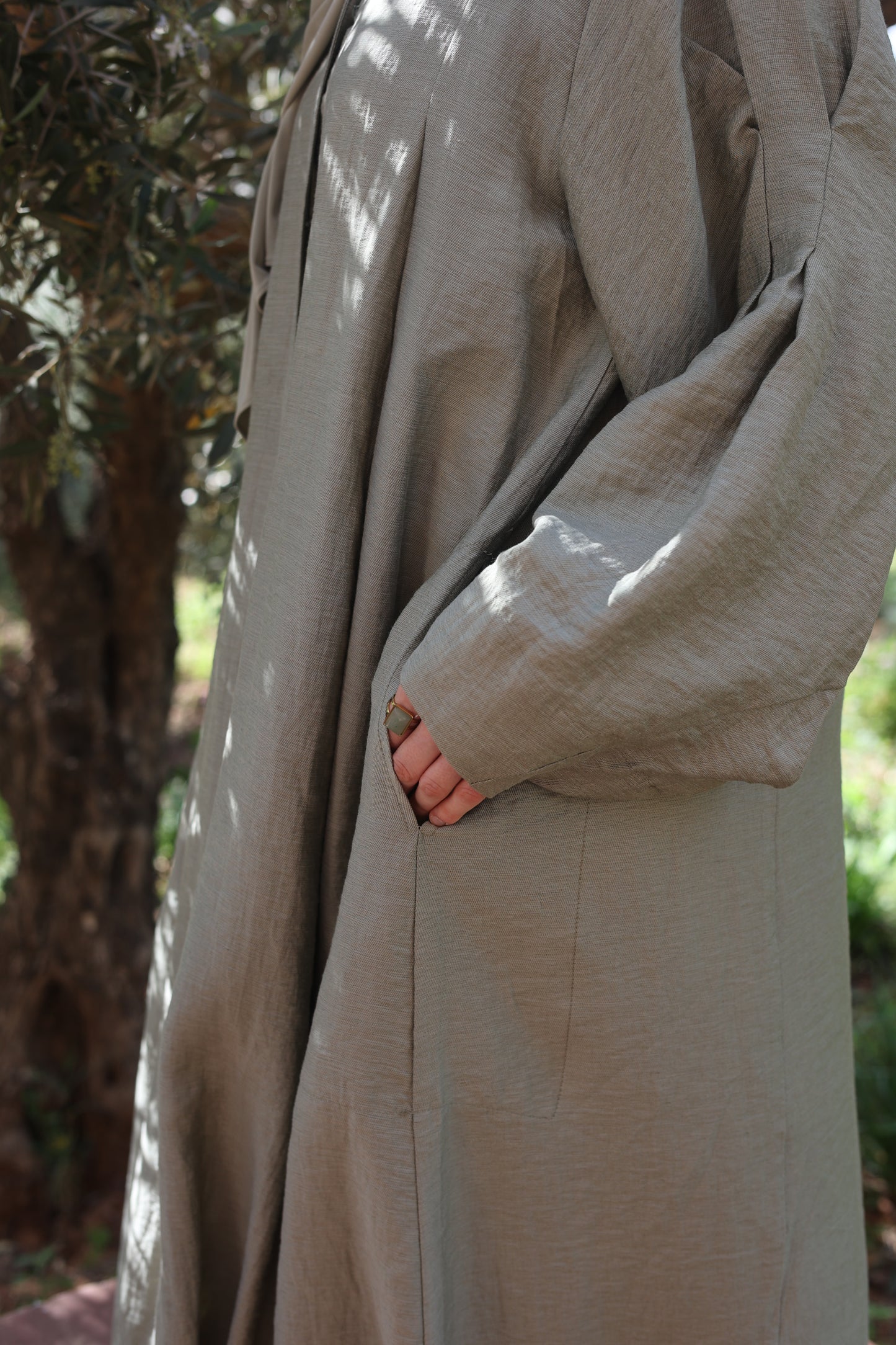 Linen Abaya OLIVE TREE
