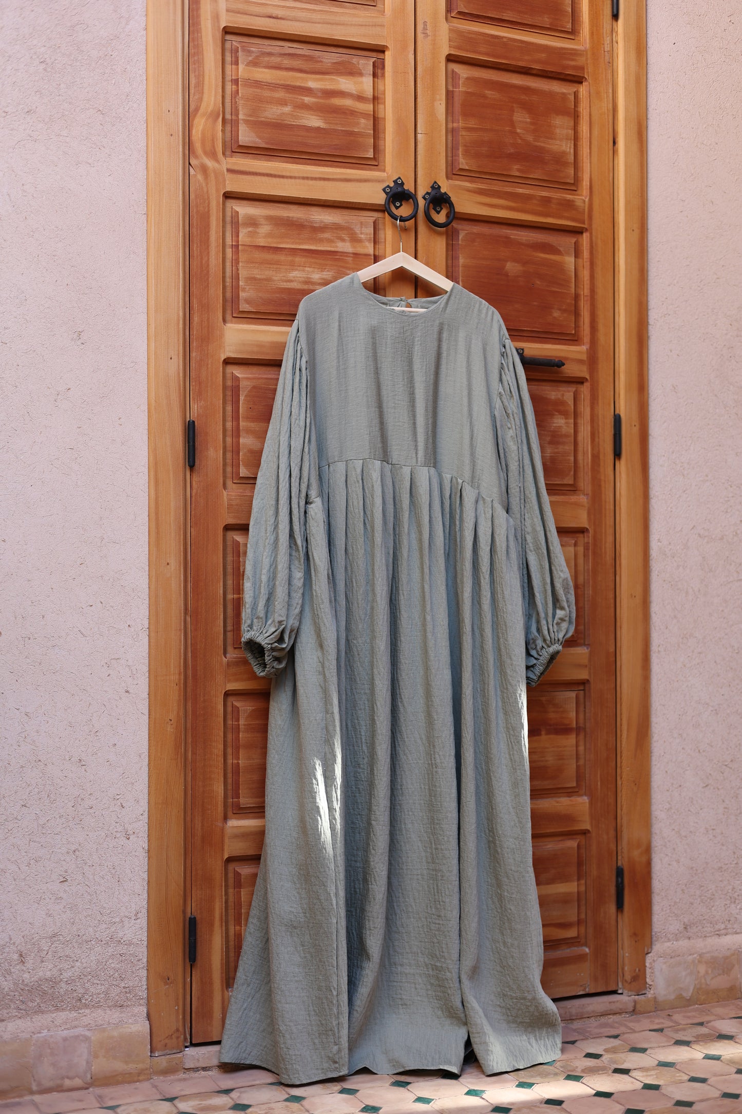 Flowy Linen Dress OLIVE TREE