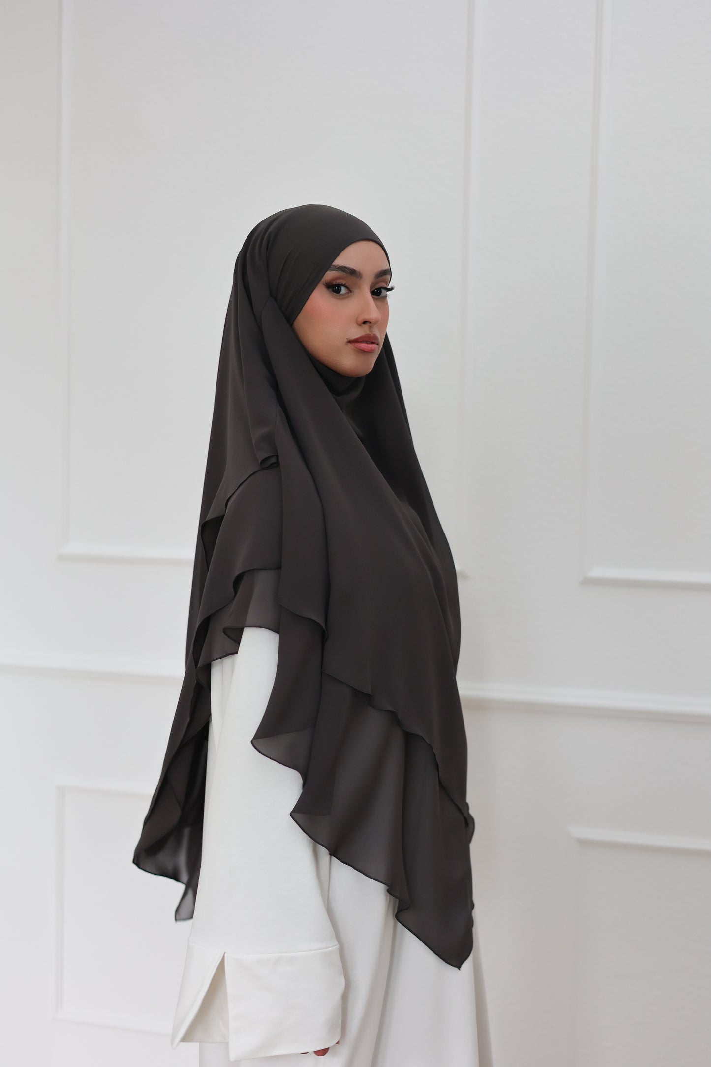 Three-layer chiffon Khimar EBONY