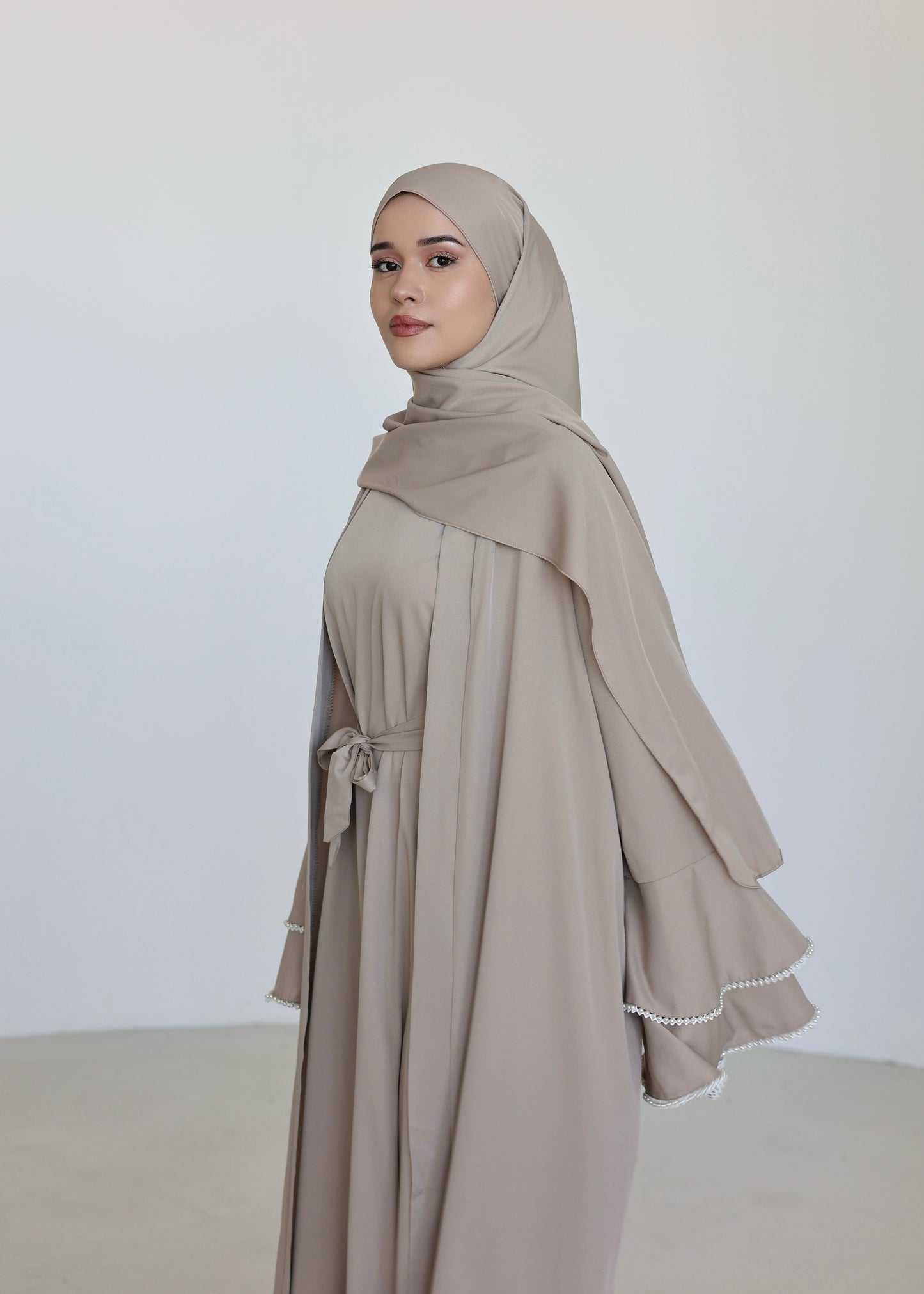 Abaya PEARLS