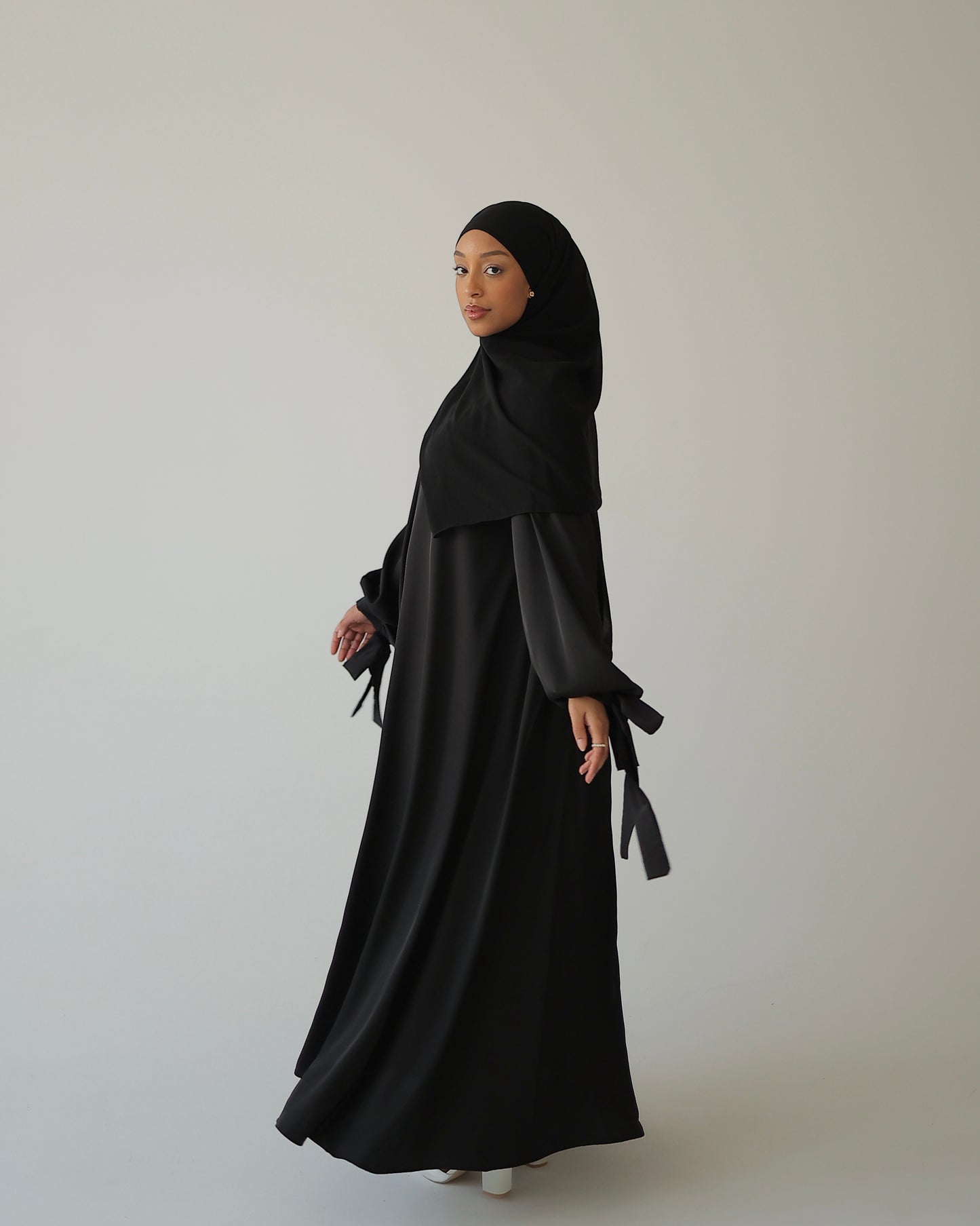 Satin Abaya NIGHT
