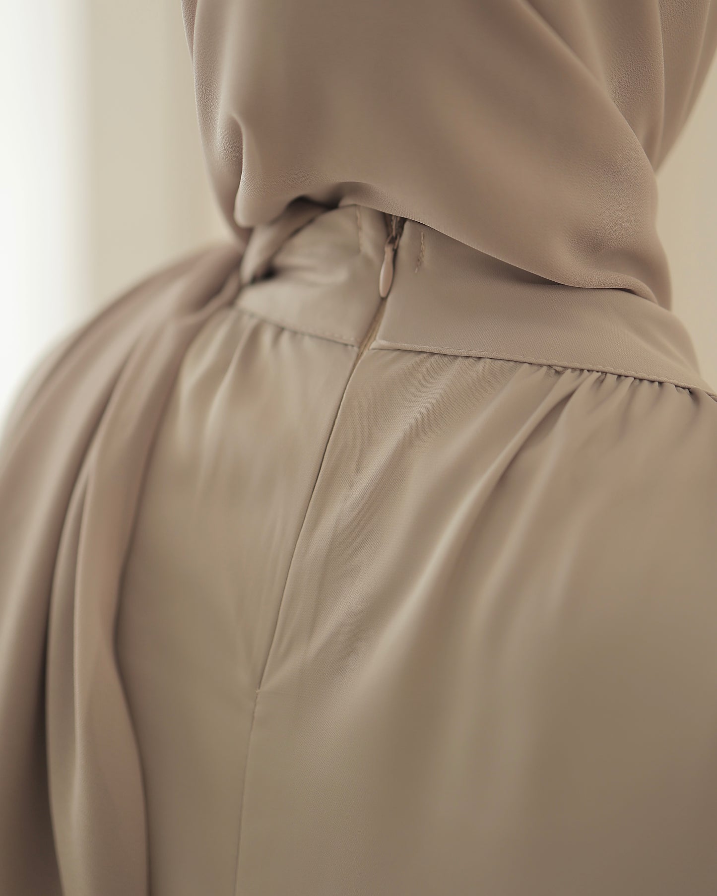 Satin Abaya PEARL (ohne Gürtel)