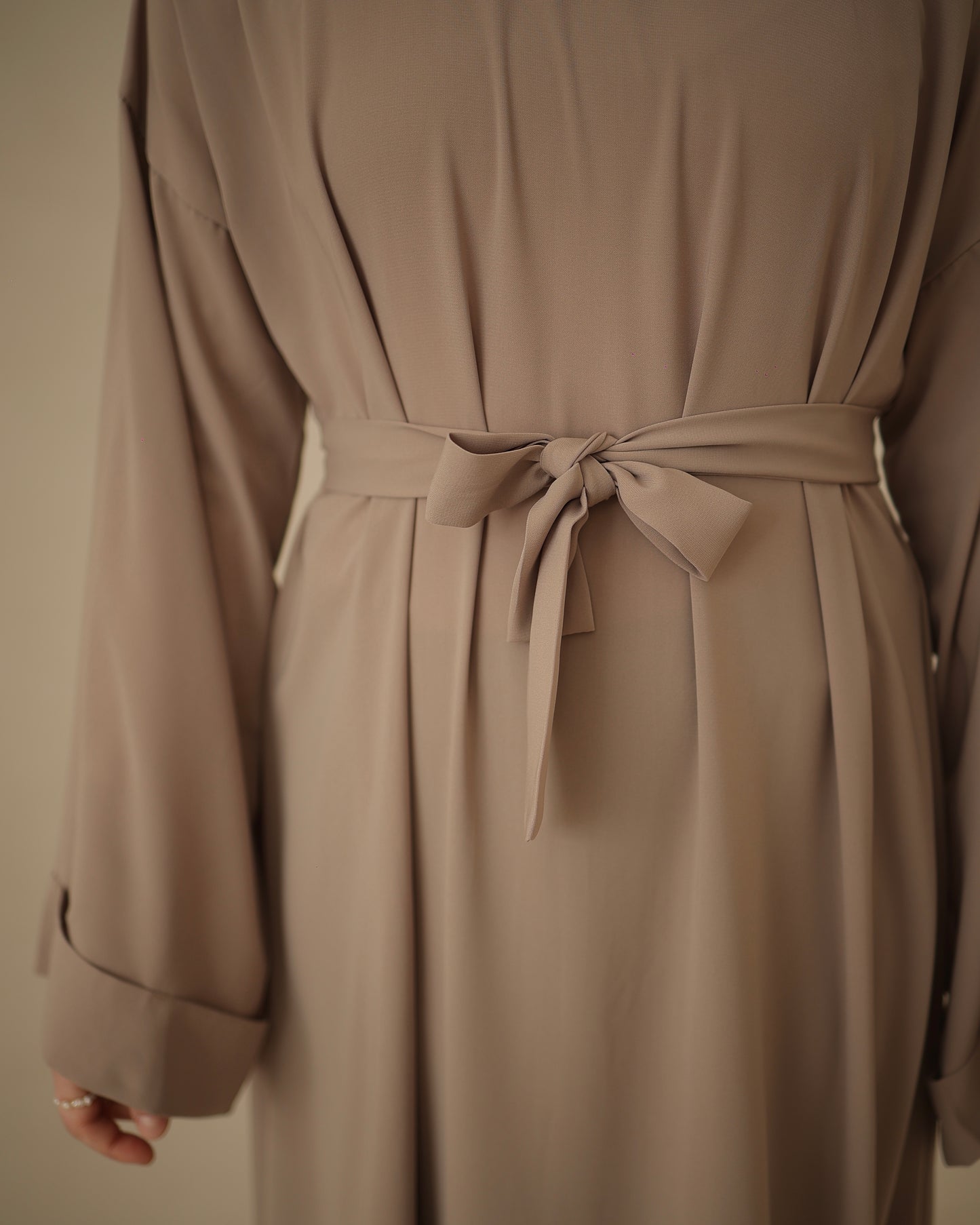 Basic Abaya Beige