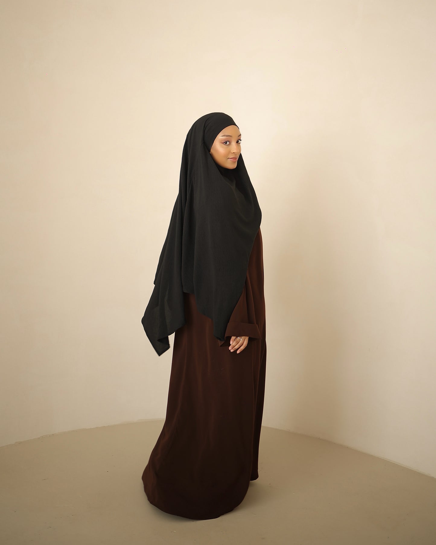 Basic Abaya Brown