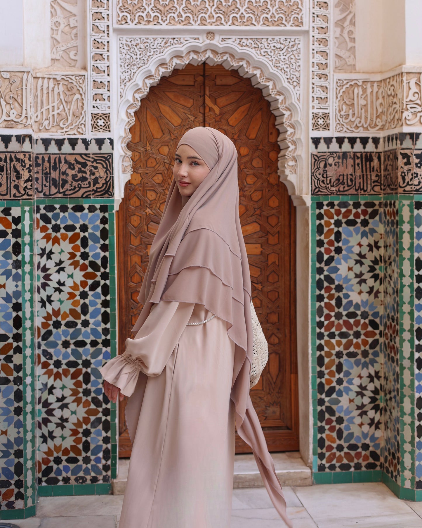 Romantic Abaya COAST