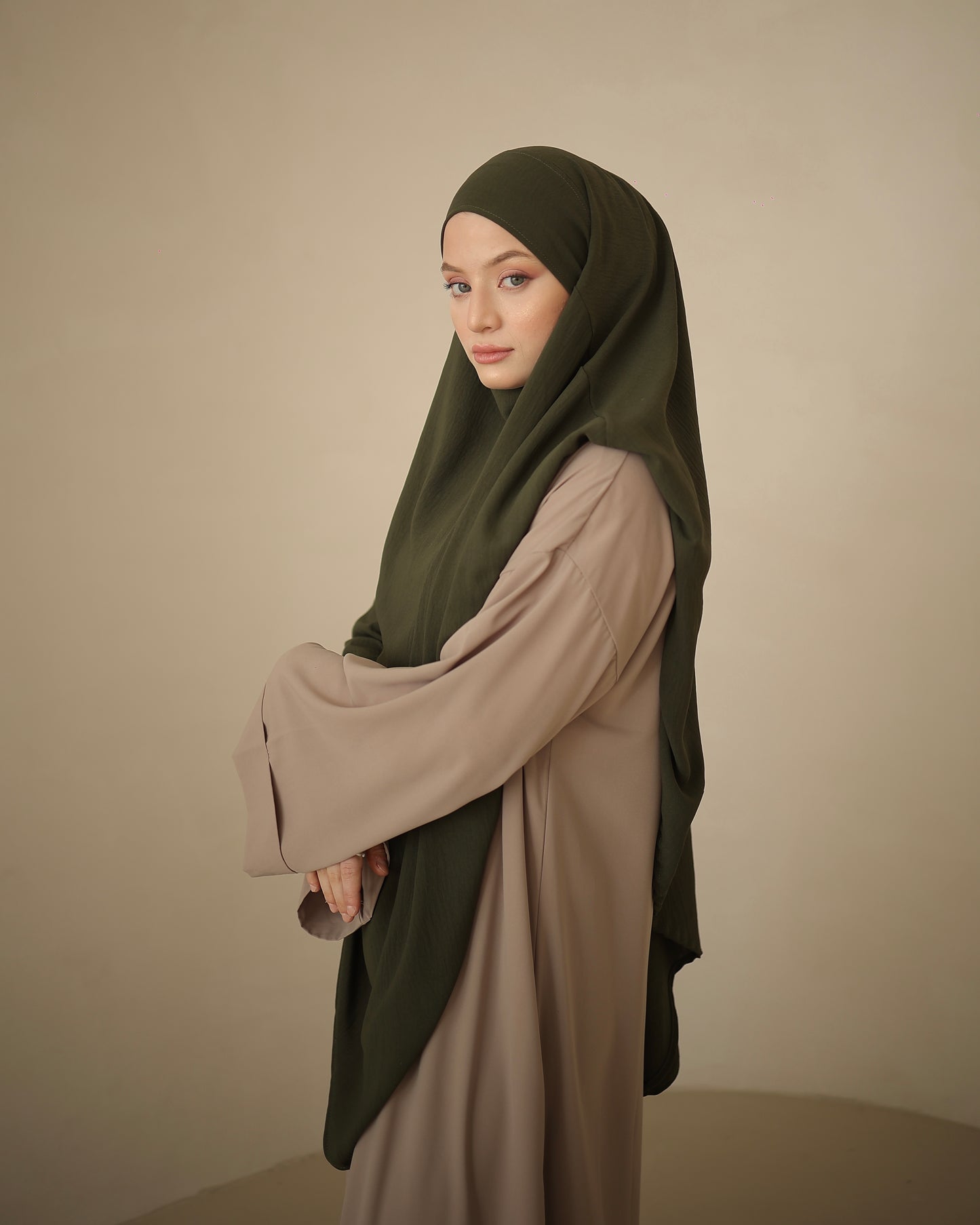 Basic Abaya Beige