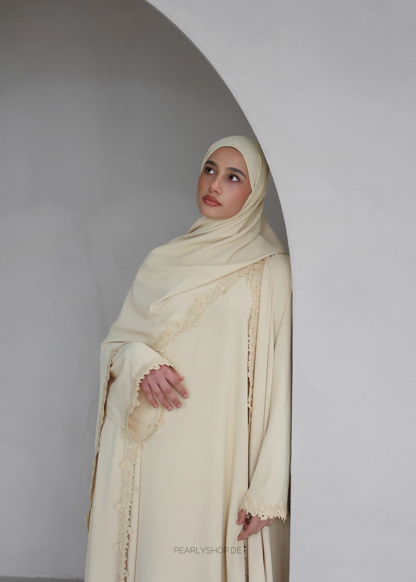 Abaya DUA Butter Yellow