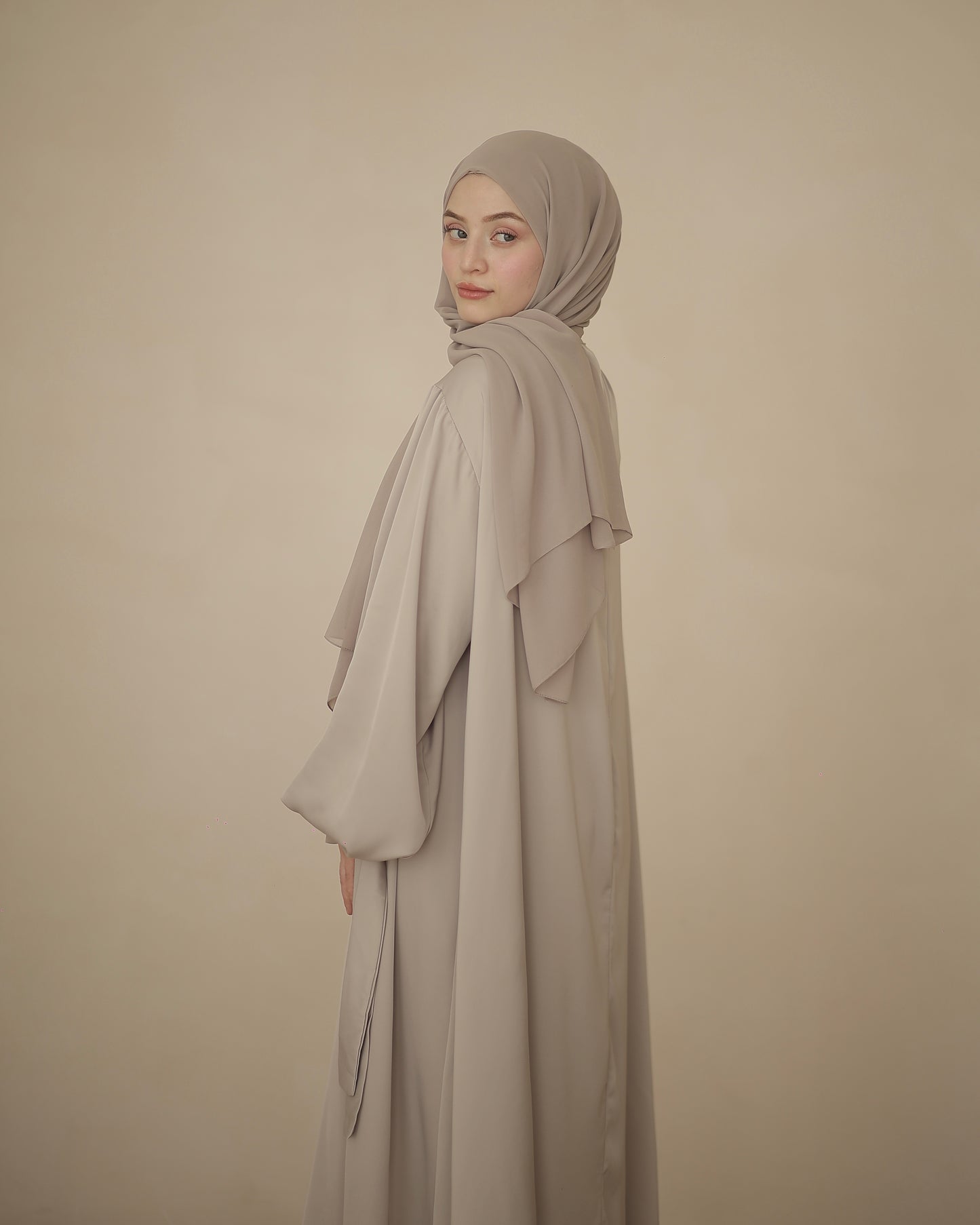 Satin Abaya PEARL (ohne Gürtel)
