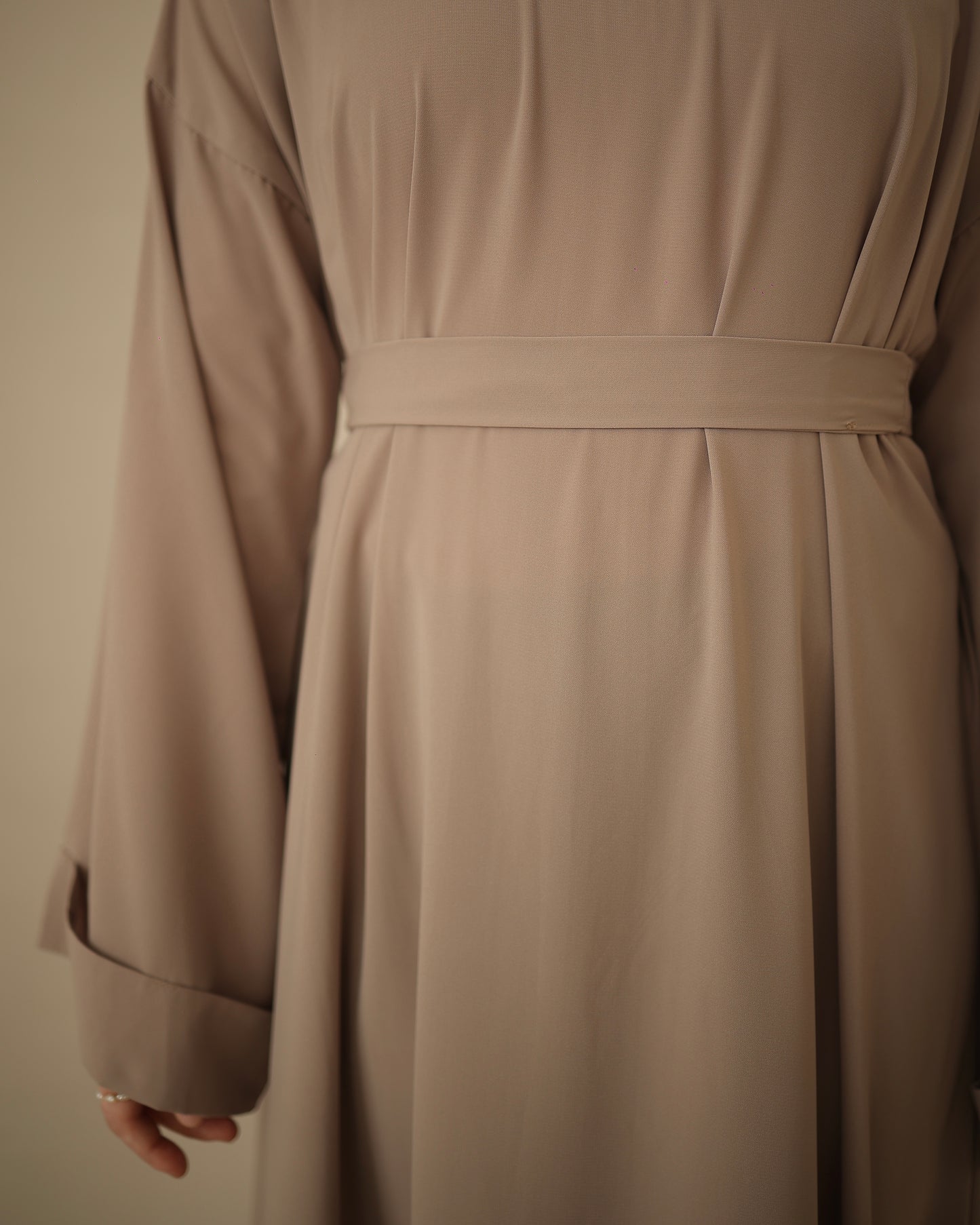 Basic Abaya Beige