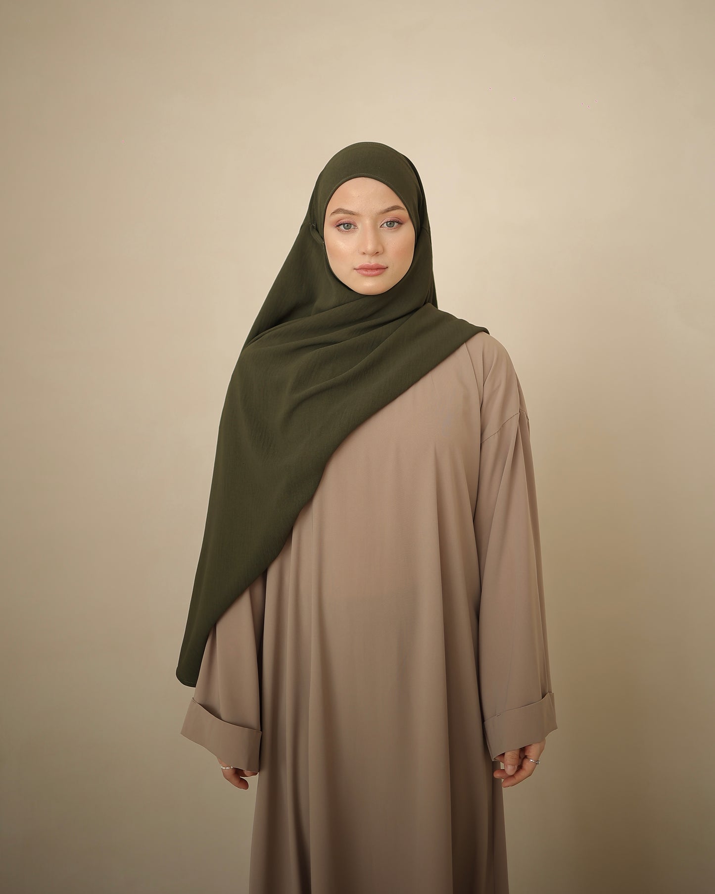 Basic Abaya Beige